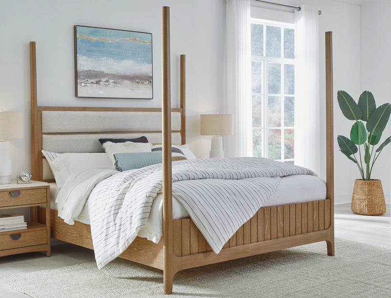 Parker House Escape - Bedroom Queen Poster Bed